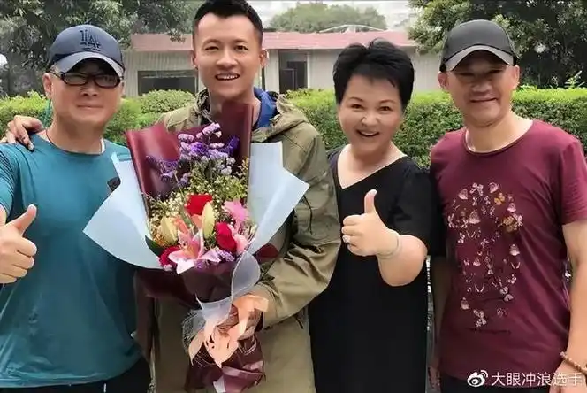 37岁唐曾现依然单身一人