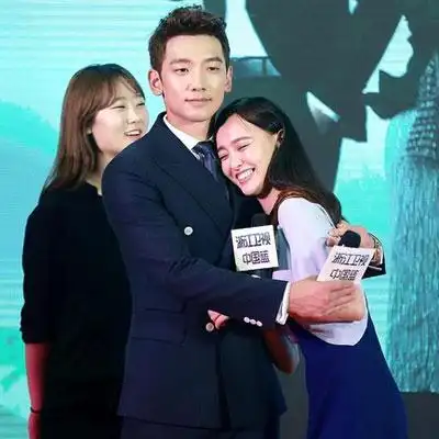 【图】男神rain喜欢唐嫣吗 克拉恋人发布两人携手"秀恩爱"