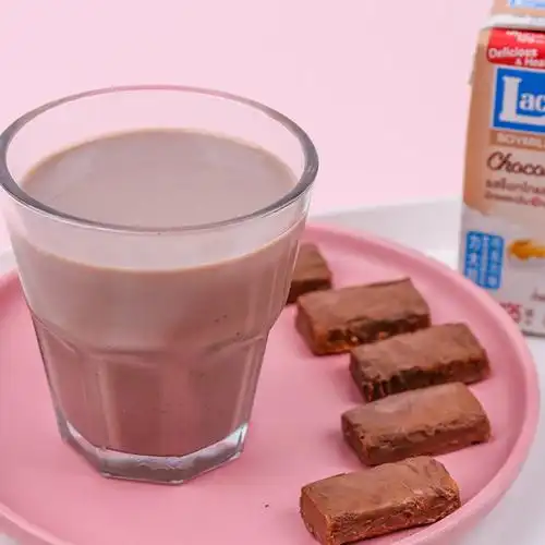 泰国进口力大巧克力豆奶750ml125ml6盒10组豆制品植物蛋白饮料