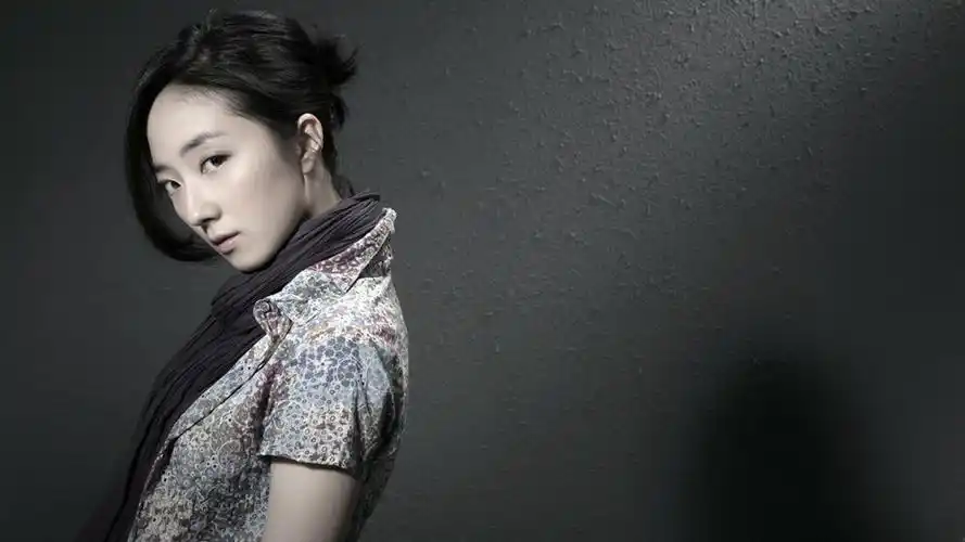 桂纶镁s.deer广告,港台明星-回车桌面