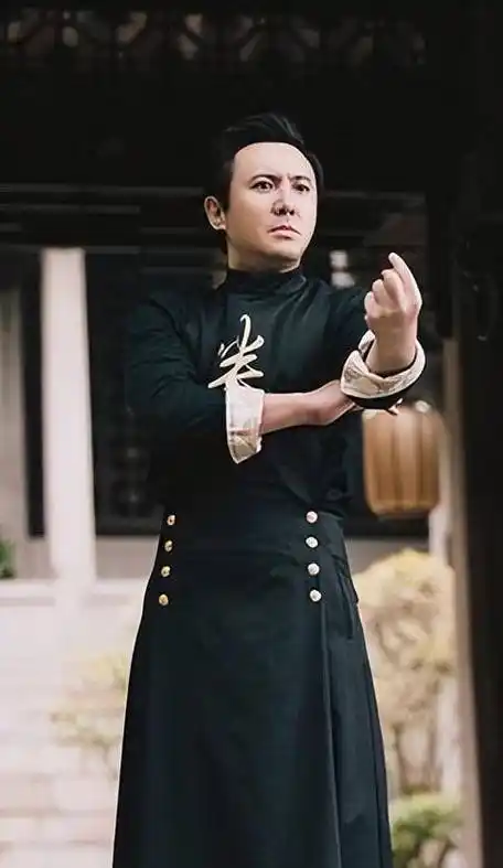 谢娜拒绝帮忙,相恋12年女友全家逼婚,沈腾究竟经历了什么_王琦_司马丽