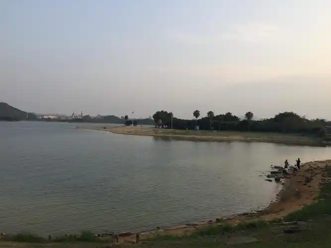 松山湖阳光沙滩