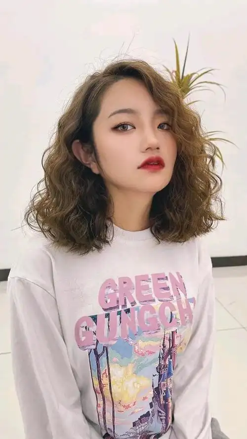 第一种螺丝卷全头烫