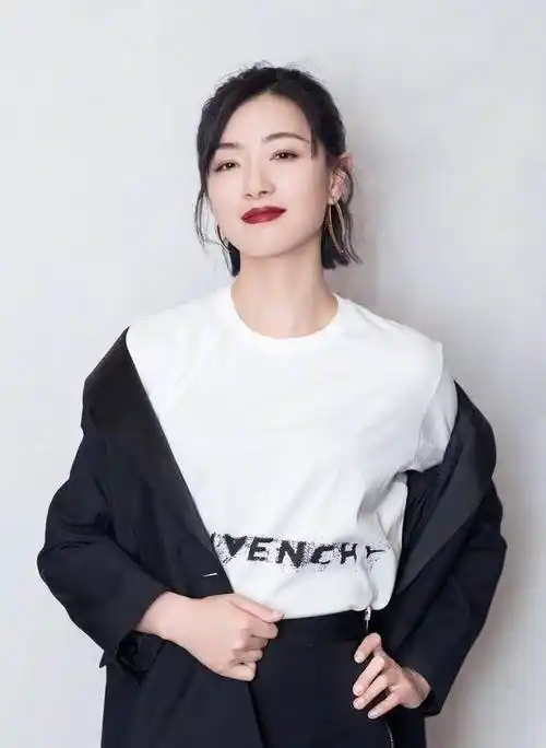 万茜,一个演技大于颜值的实力派女演员!_胡歌_郑秋冬_青春