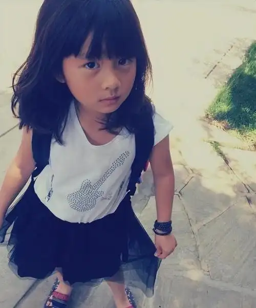 《爸爸去哪儿》萌娃现状:出国留学,进国家队,多位被藏不给看脸