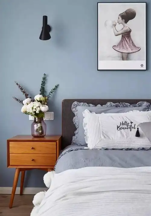 卧室墙面颜色这样搭配温馨好睡