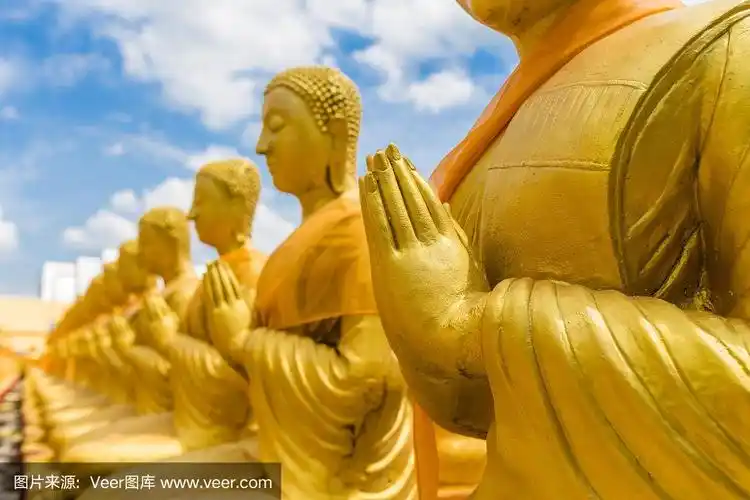 佛祖佛的形象佛陀双手合十祈祷