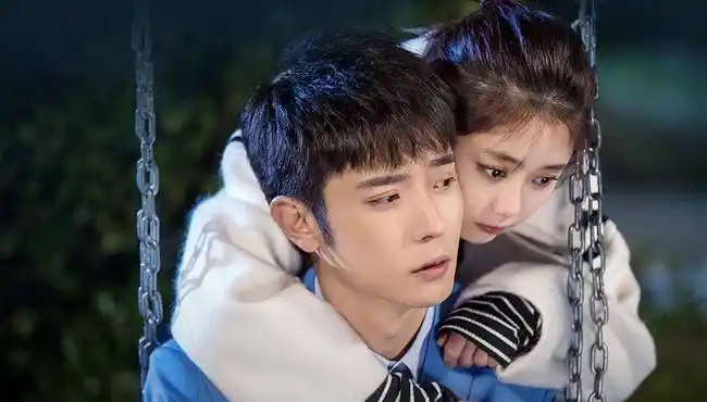 谭松韵成"男神收割机",《锦衣之下》获好评,耿耿余淮成白月光