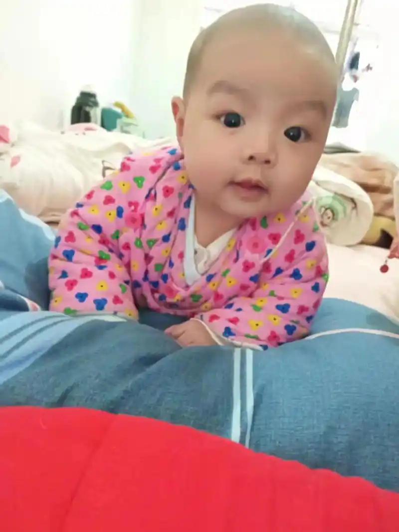 我的孙宝宝两个月十八天了,我想你的时候就看看你的照片,奶奶 - 抖音