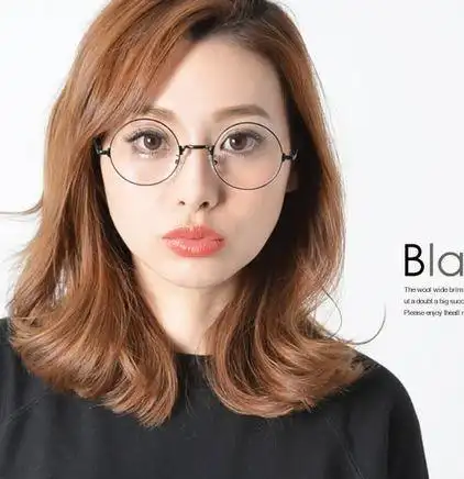 女生戴眼镜最适合的发型图片