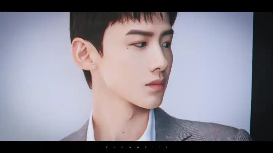 白敬亭 cr:中四叽