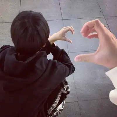 今日的努力只为了更好的明天./林颜_情侣头像_我要个性网