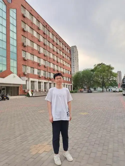 河南省实验中学挑战写高考作文浩歌不息跨越不止