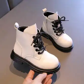 女童鞋春秋2023新款英伦风儿童马丁靴中大童女孩时尚皮靴子米白26码