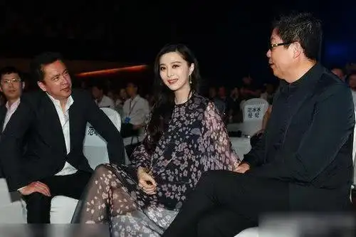 范冰冰自曝与王中军王中磊的关系:他们是我最亲的亲人