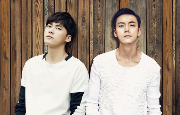 陈伟霆和李易峰谁更火揭秘陈伟霆李易峰私下关系