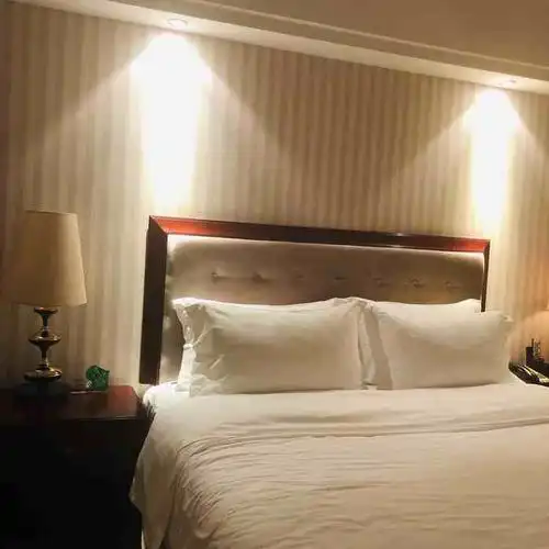 doctype html> html lang="zh-cn"> head> meta charset="utf-8"/>