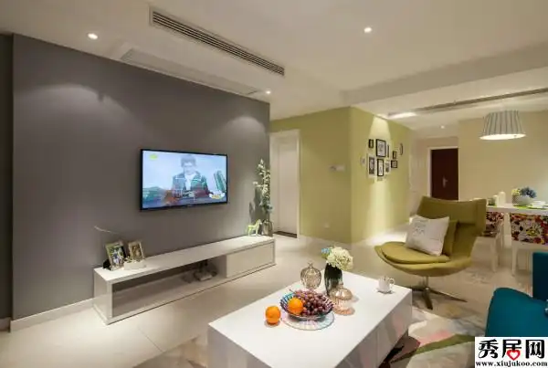 现代简约客厅墙面乳胶漆颜色搭配装修效果图 客厅每面墙刷一种颜色