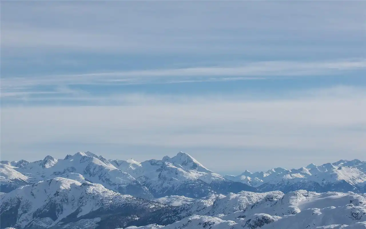 唯美纯净雪景高清桌面壁纸