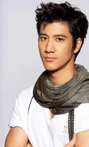 王力宏的这几款造型,时尚又潮流,还特别帅气!