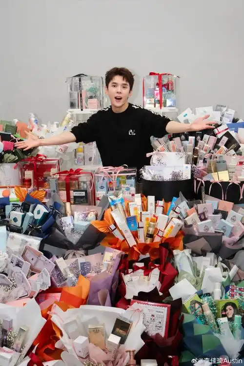 #李佳琦直播##一条plog告别二月#