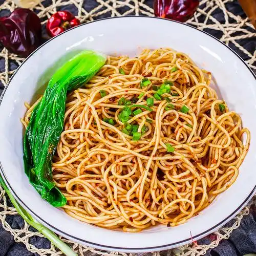 雅叔酸椒牛肉拌面重庆小面5人网红速食调料面条