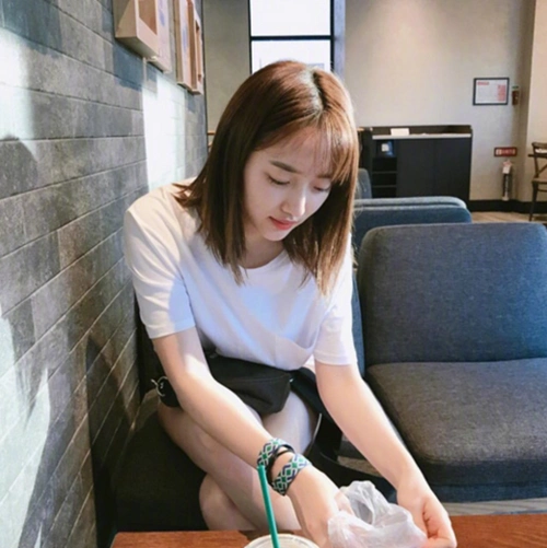 齐肩直发染什么颜色好看 齐肩直发怎么打理好看