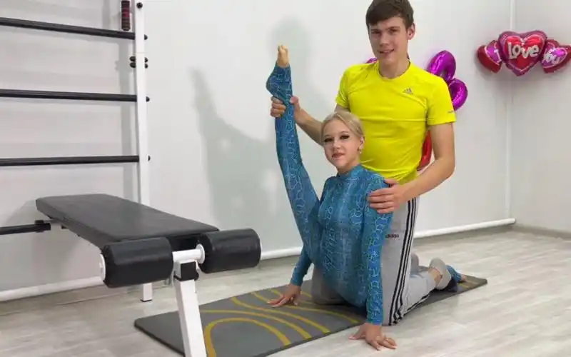 varara双人被动柔术软功