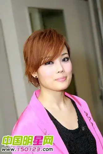 方脸.高个的mm适合什么发现 .bobo头适合吗?