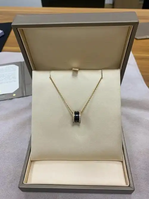 bvlgari宝格丽bvlgari弹簧项链黑陶瓷系列