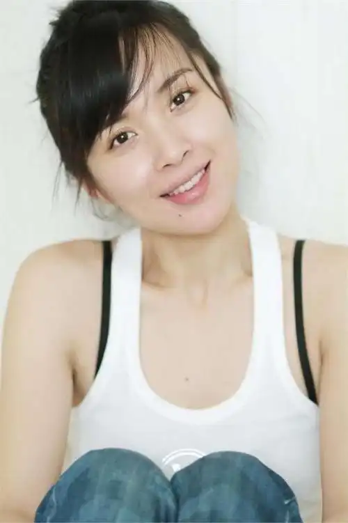 靳东:我这辈子最幸运的事情,就是娶了二婚的李佳当老婆!