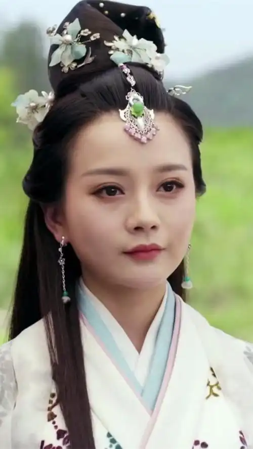 思美人-浴兰-吴恙饰