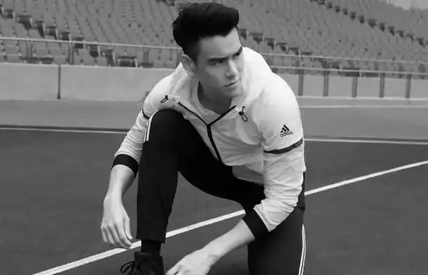 回顾国民男神彭于晏红极一时后销声匿迹他都经历了什么