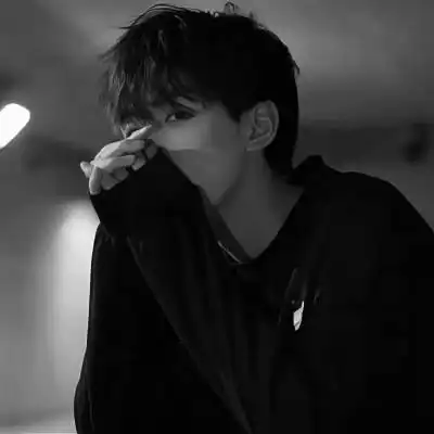 黑白头像情侣单人真人一男一女