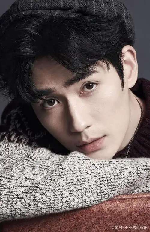 男明星脸部大特写:张艺兴真是奶里奶气的,朱一龙这眼神好温柔啊