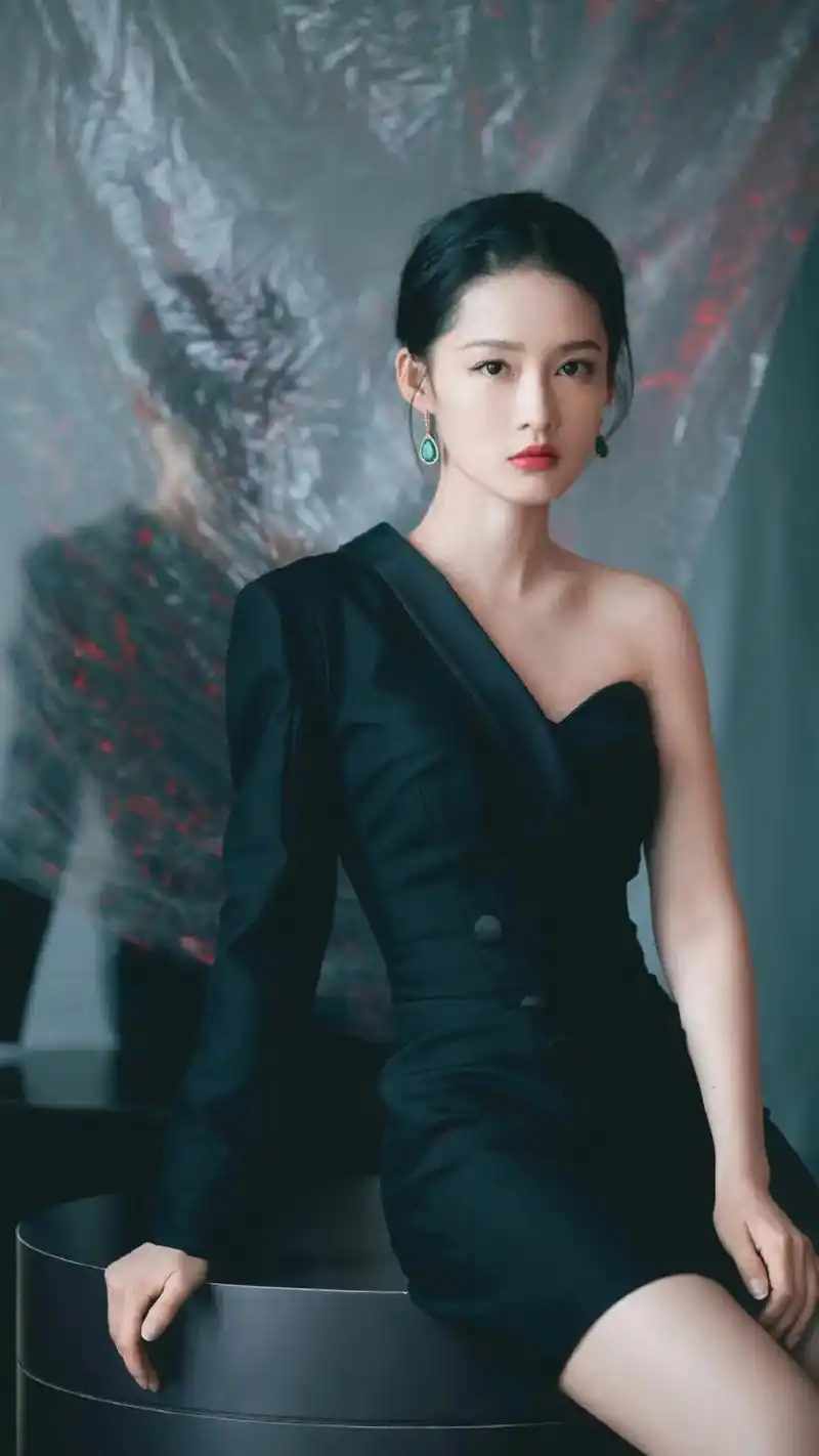 高清壁纸 #李沁  - 抖音