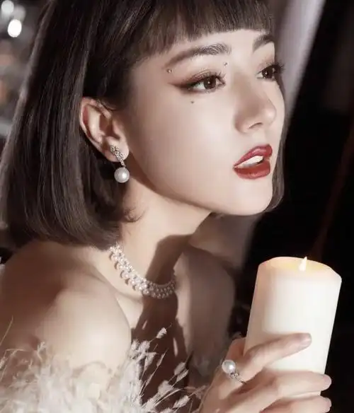 迪丽热巴同款s925银针法式气质奢华锆石珍珠耳环