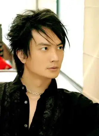 资料:《超级巨声》评委--李泉