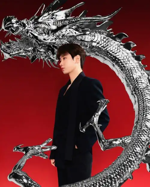 汪苏泷超话#汪苏泷today##微博之夜#神秘酷黑,霸气银龙,cg合成银龙