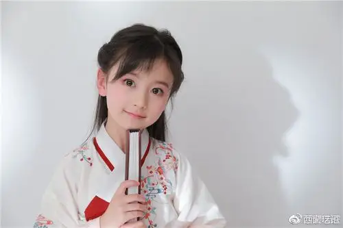 裴佳欣写真中国最美童星