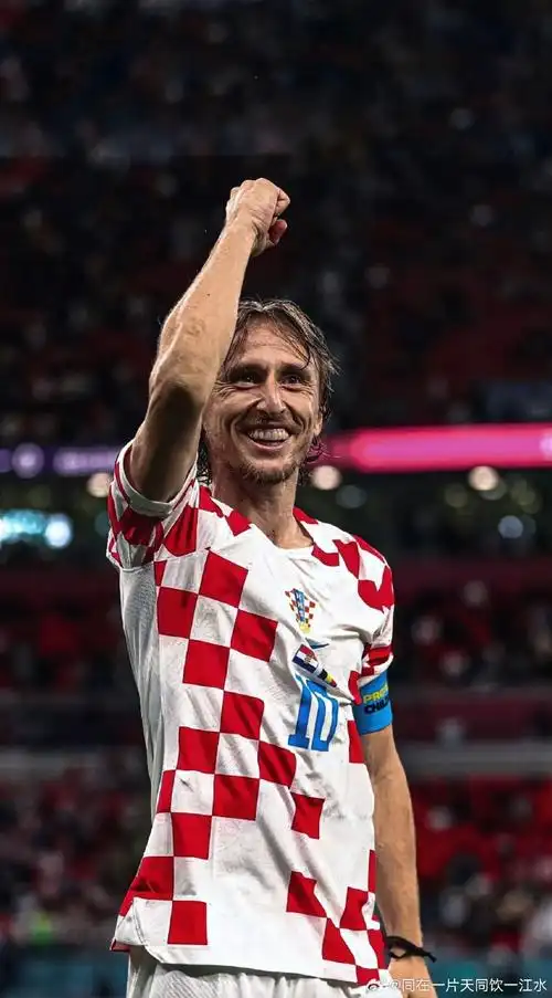 从昔日的放羊娃到世界足球先生,励志的足球传奇大师,38岁的克罗地亚