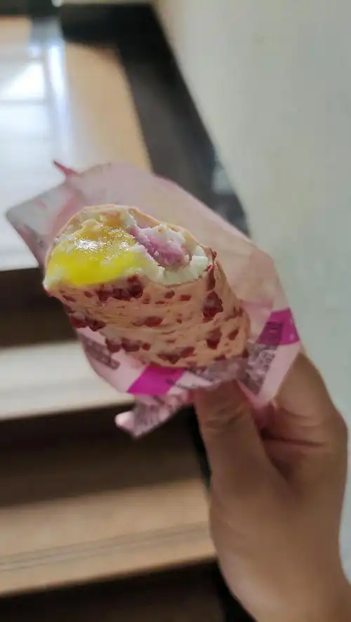 经典巧乐兹丝绒冰淇淋我拍下了我回宿舍的过程