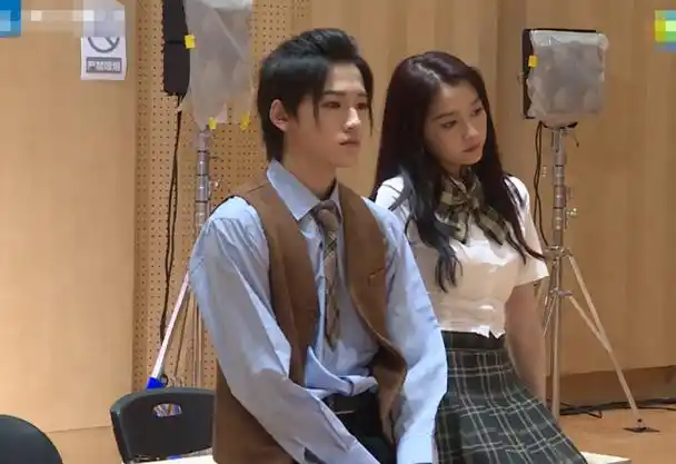 关晓彤宋亚轩微博互动##这是我的岛