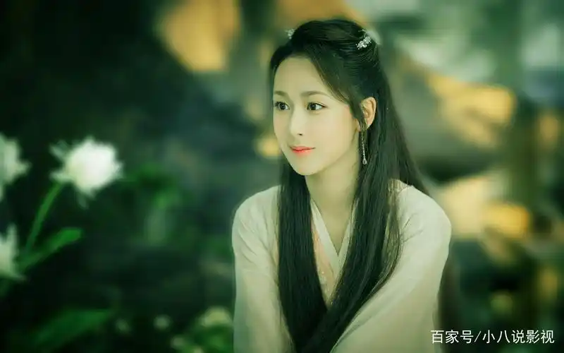 喜欢杨紫的小伙伴福利来袭,分享一组唯美壁纸图