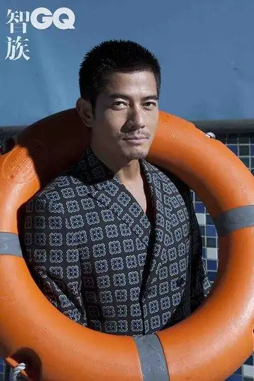 郭富城夏日"寒战" 谈电影称能为此牺牲一切
