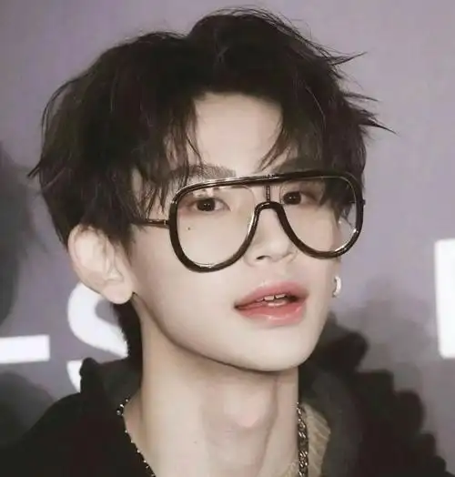 59%lil ghost 小鬼王琳凯壁纸头像