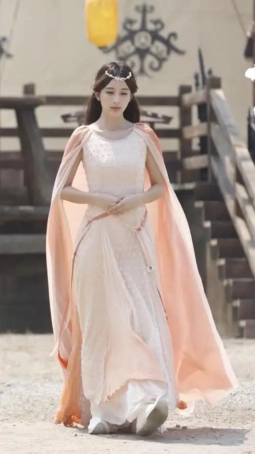 《上古情歌》张俪唯美剧照