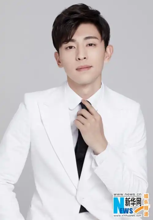 邓伦将亮相湖南卫视跨年 深情魅力收割少女心