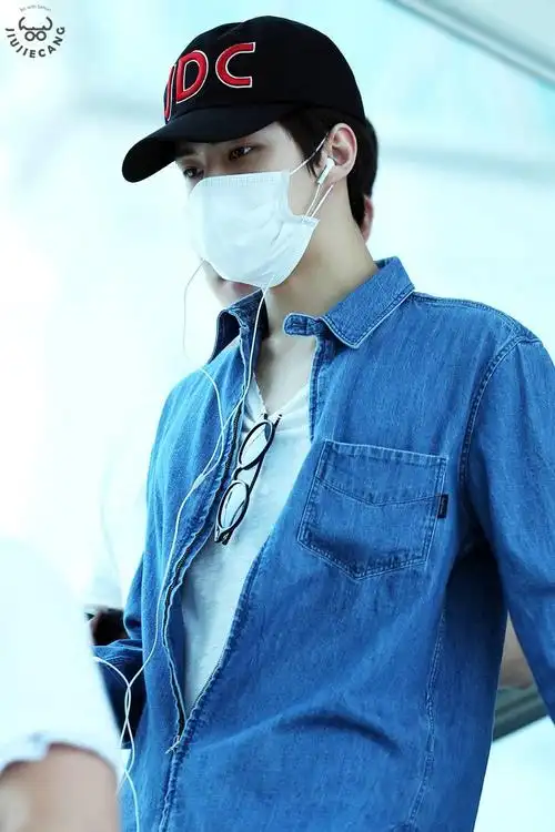 吴世勋 150717仁川机场