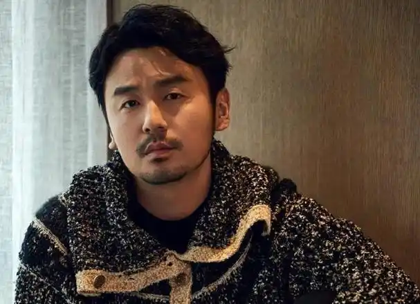 终有佳音同时被张艺谋和贾玲选中的雷佳音已走上了另一条大道